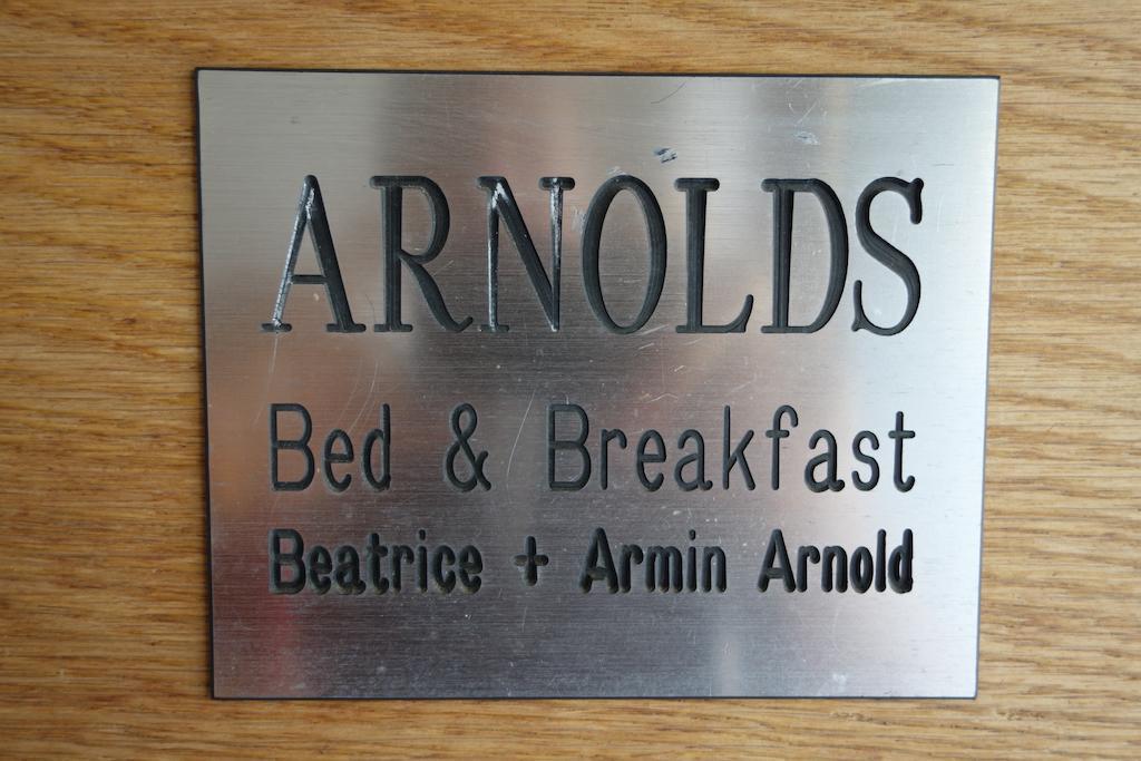 Arnolds Bed & Breakfast Entrelagos Exterior foto